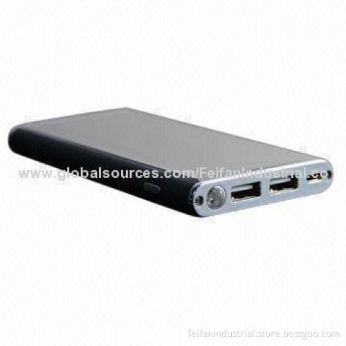 Dual-output 6,000mAh power bank for smartphone